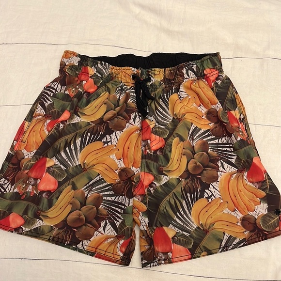 Agua de Coco Banana swim Trunk - Picture 1 of 9